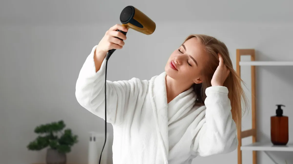 Séchage au sèche-cheveux